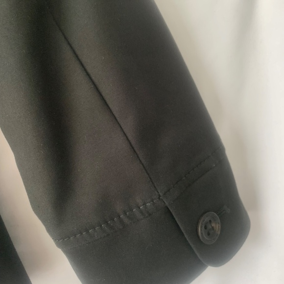 Black cropped blazer - Picture 7 of 8